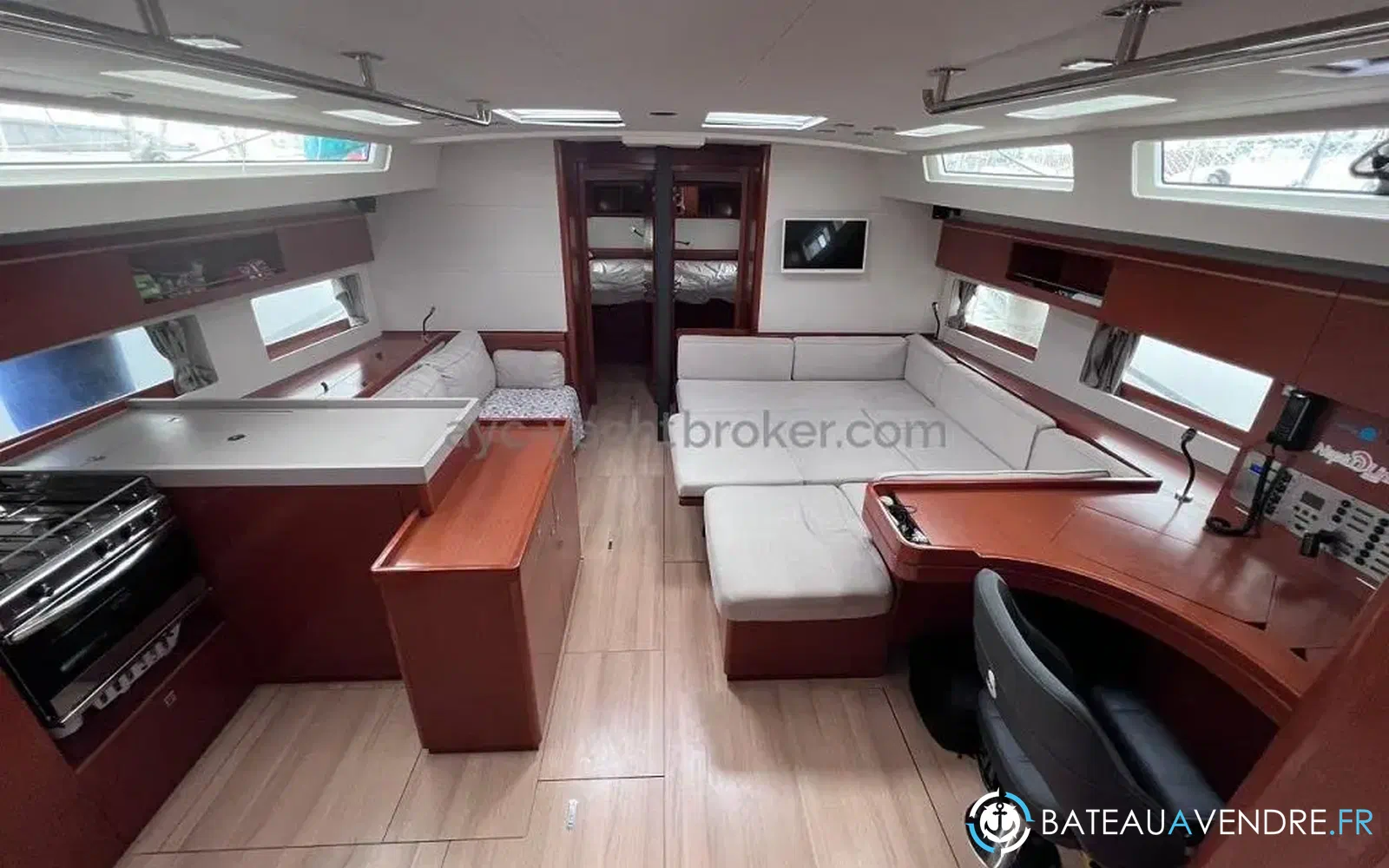 slider 8 Beneteau Oceanis 55.1