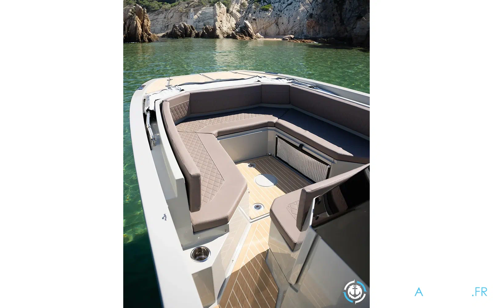 slider 10 De Antonio Yachts E23