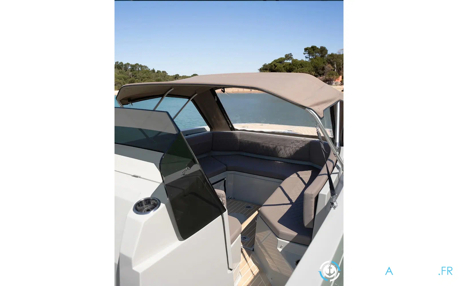 slider 14 De Antonio Yachts E23