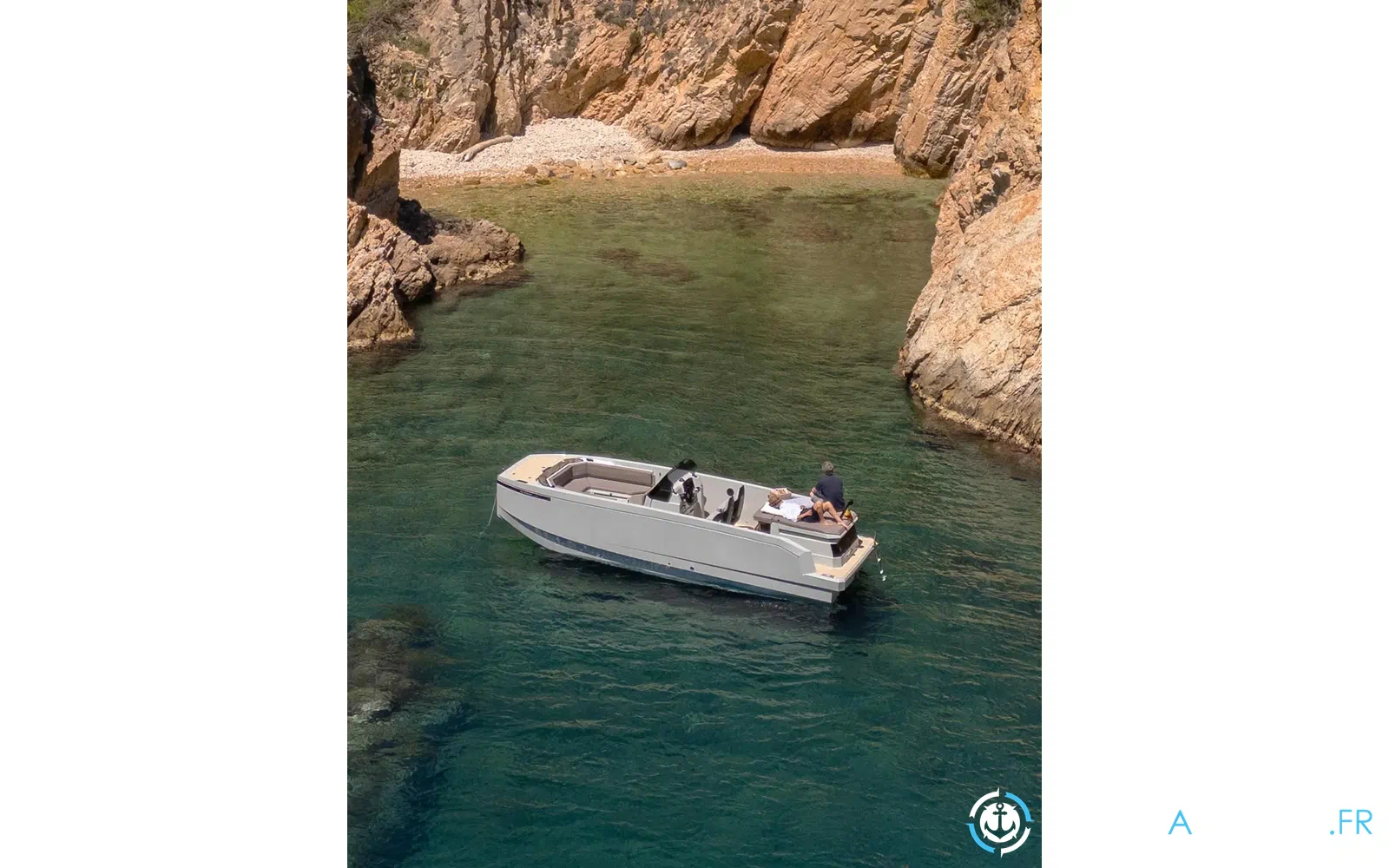 slider 5 De Antonio Yachts E23