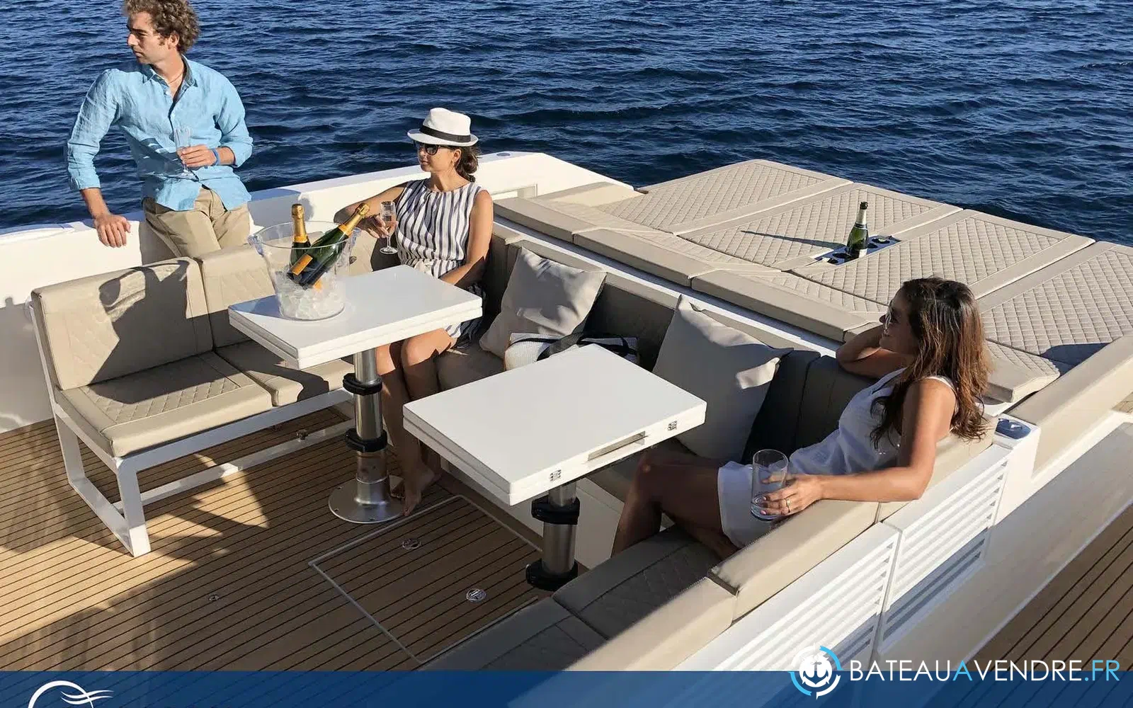 slider 4 De Antonio Yachts D42 Open