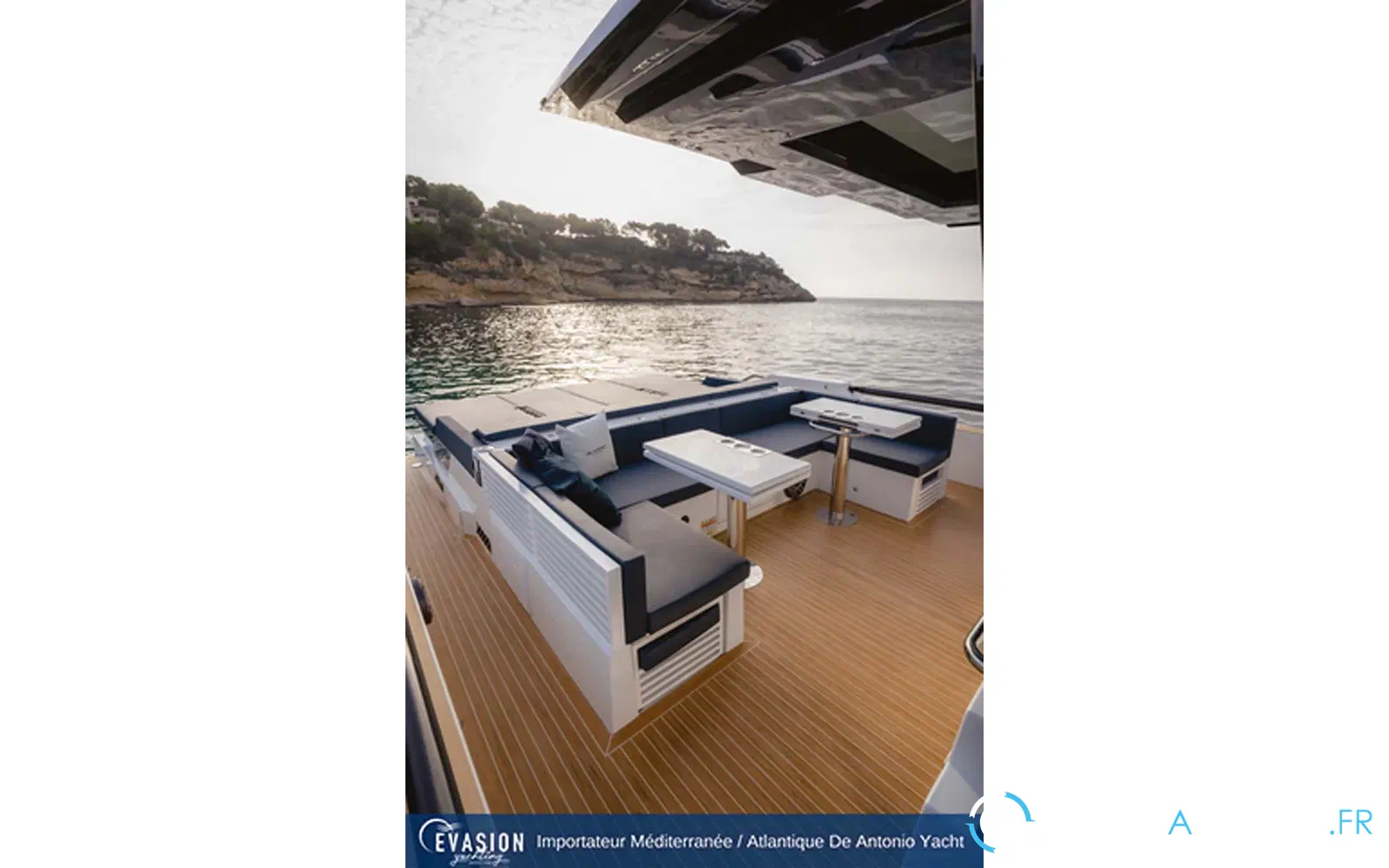 slider 9 De Antonio Yachts D50 Open