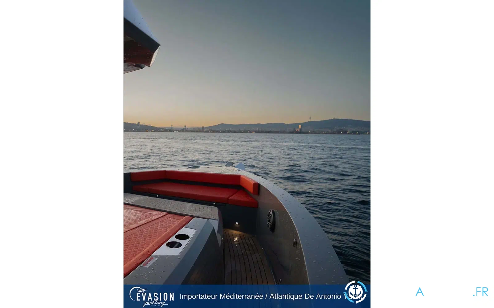slider 12 De Antonio Yachts D50 Coupe