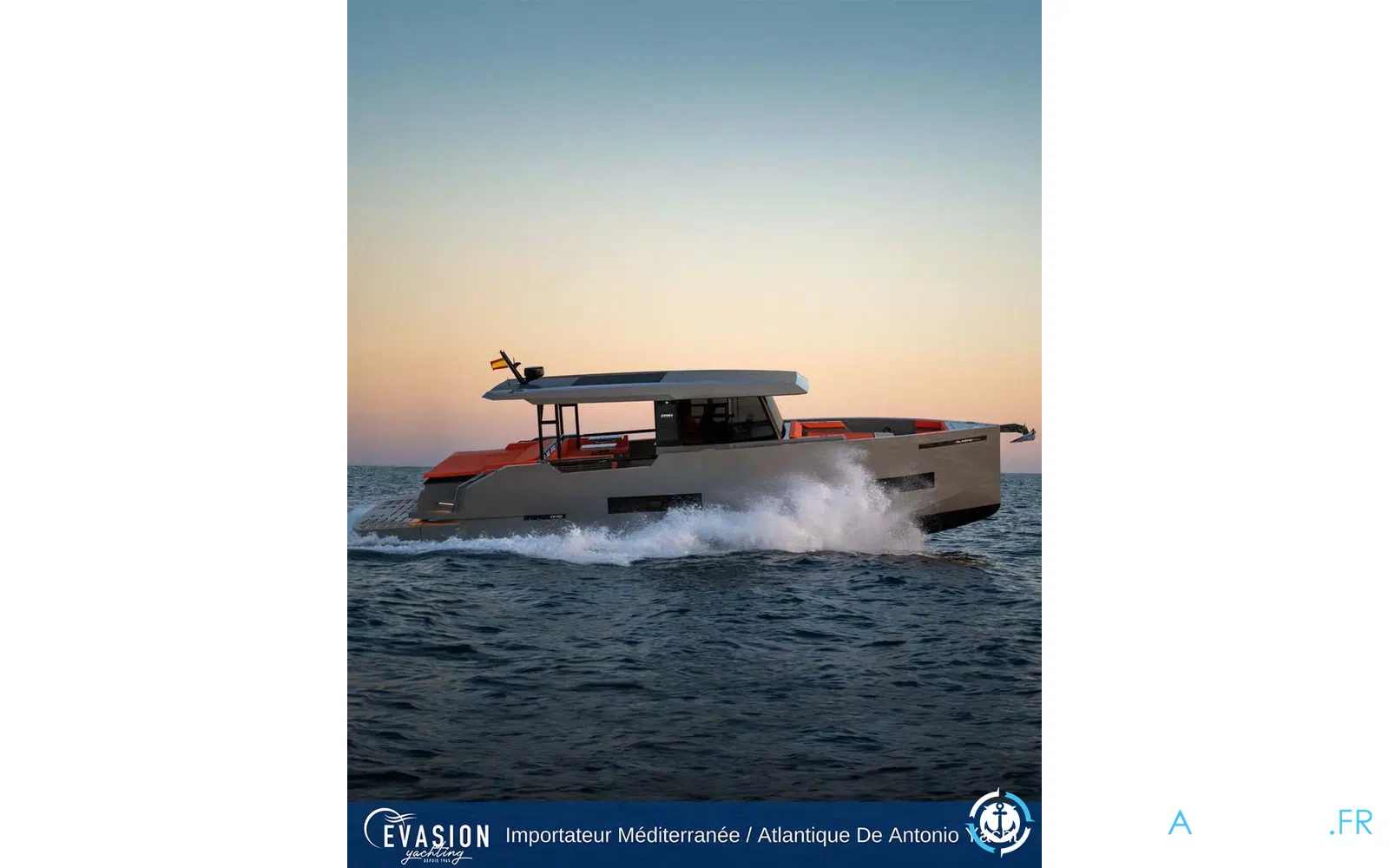 slider 13 De Antonio Yachts D50 Coupe