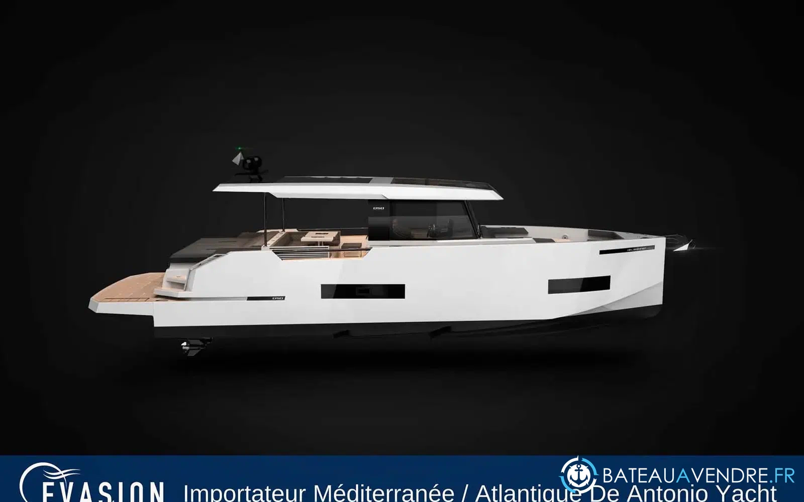 slider 14 De Antonio Yachts D50 Coupe