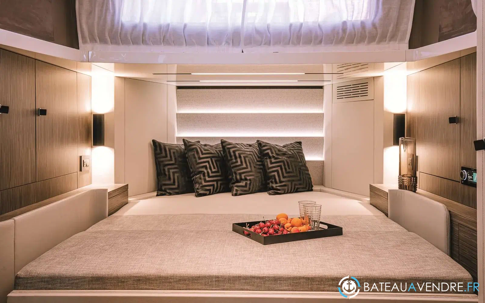 slider 9 Cranchi A46 Luxury Tender