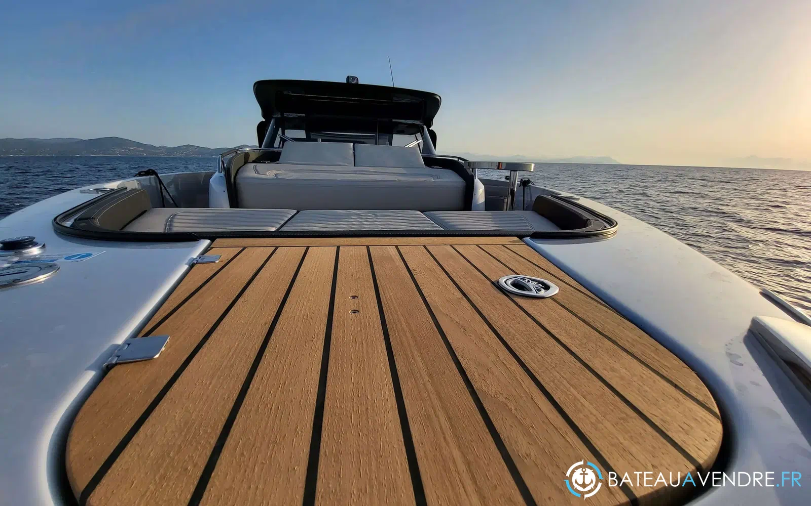 slider 2 Cranchi A46 Luxury Tender
