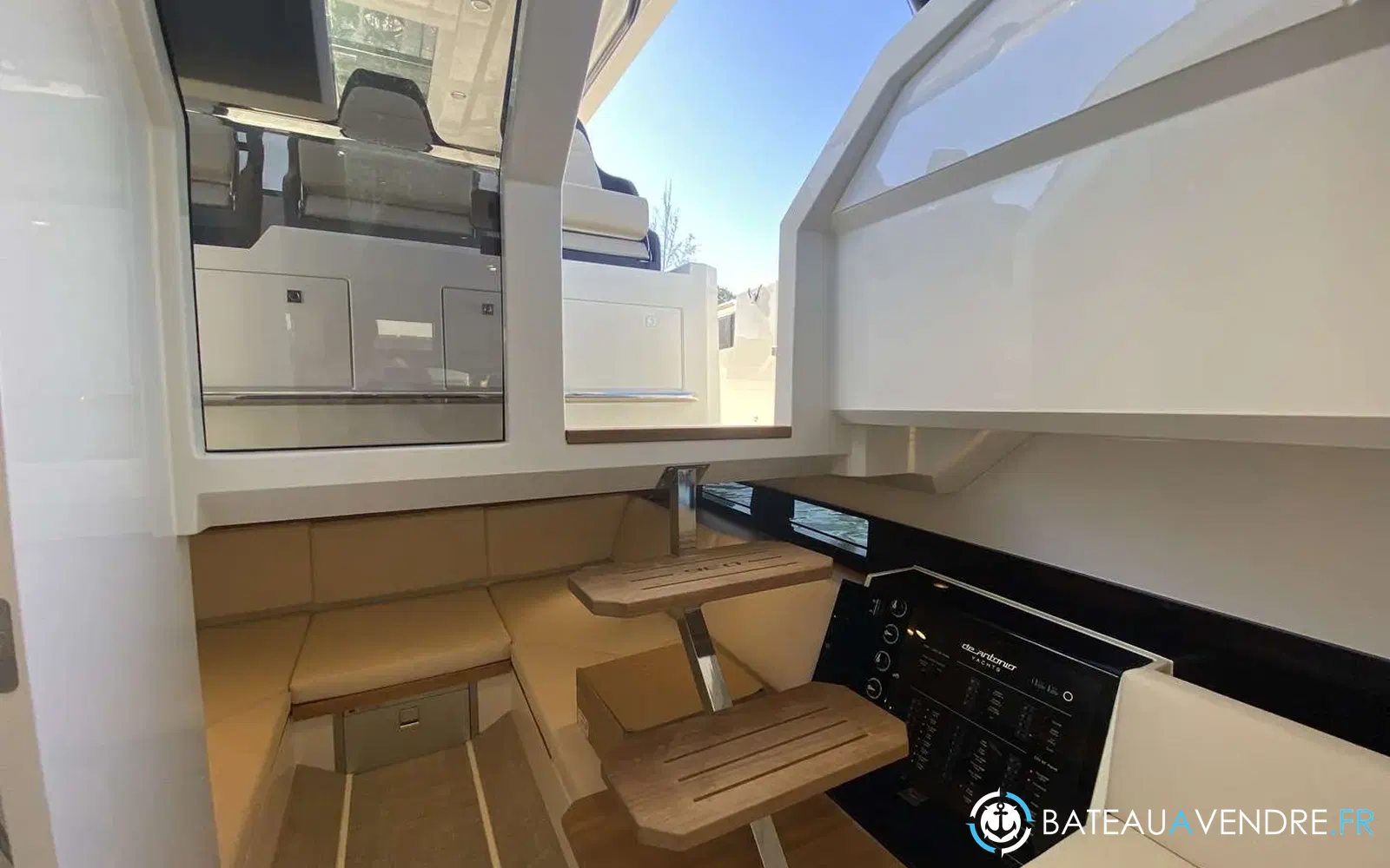 slider 7 De Antonio Yachts D36 Hard Top