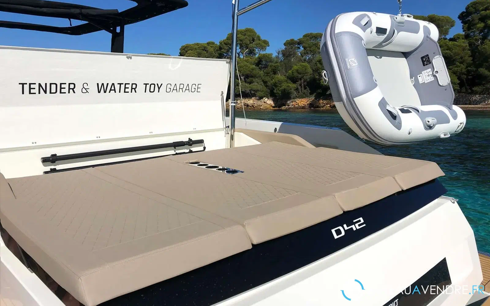 slider 11 De Antonio Yachts D42