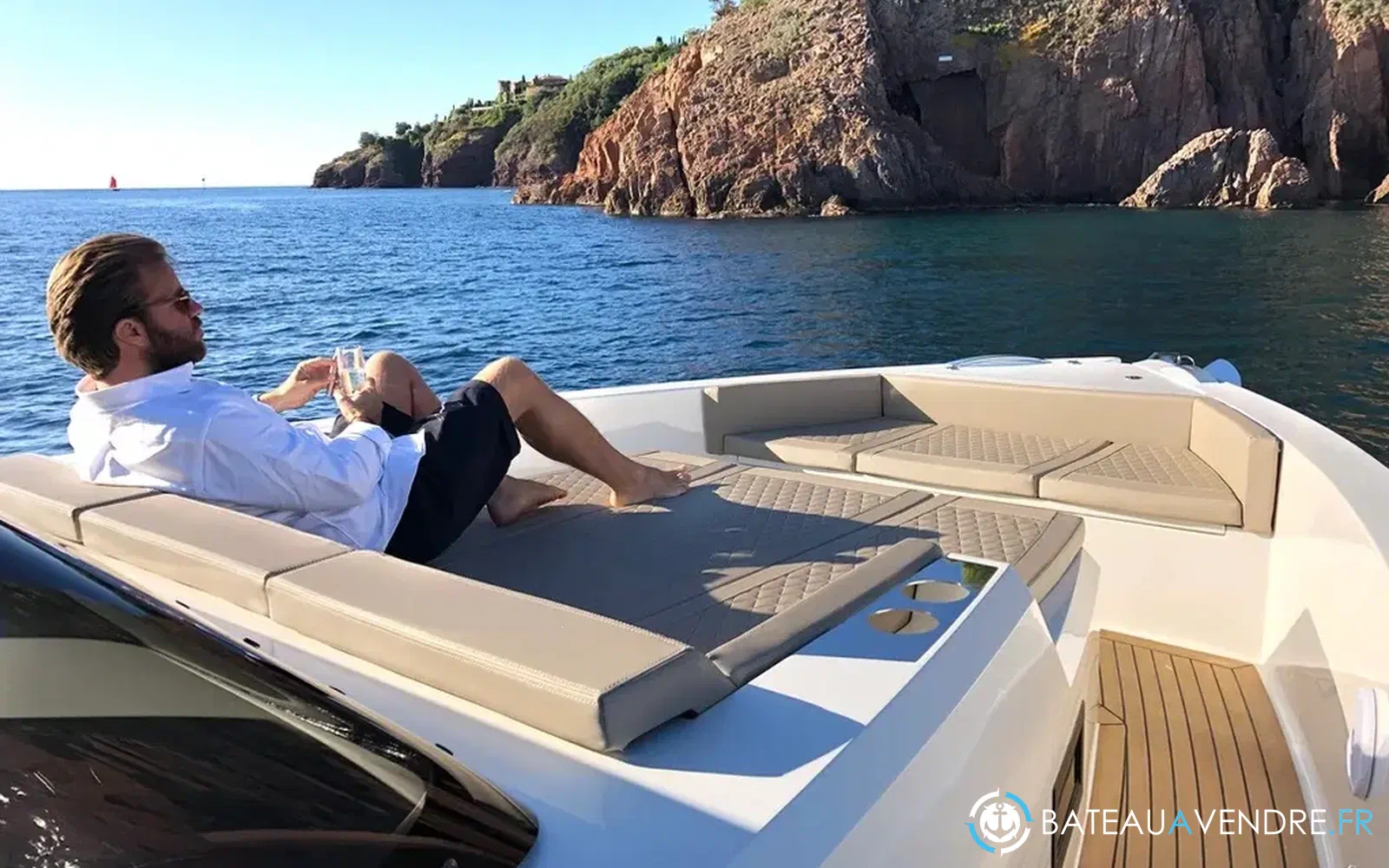 slider 1 De Antonio Yachts D42