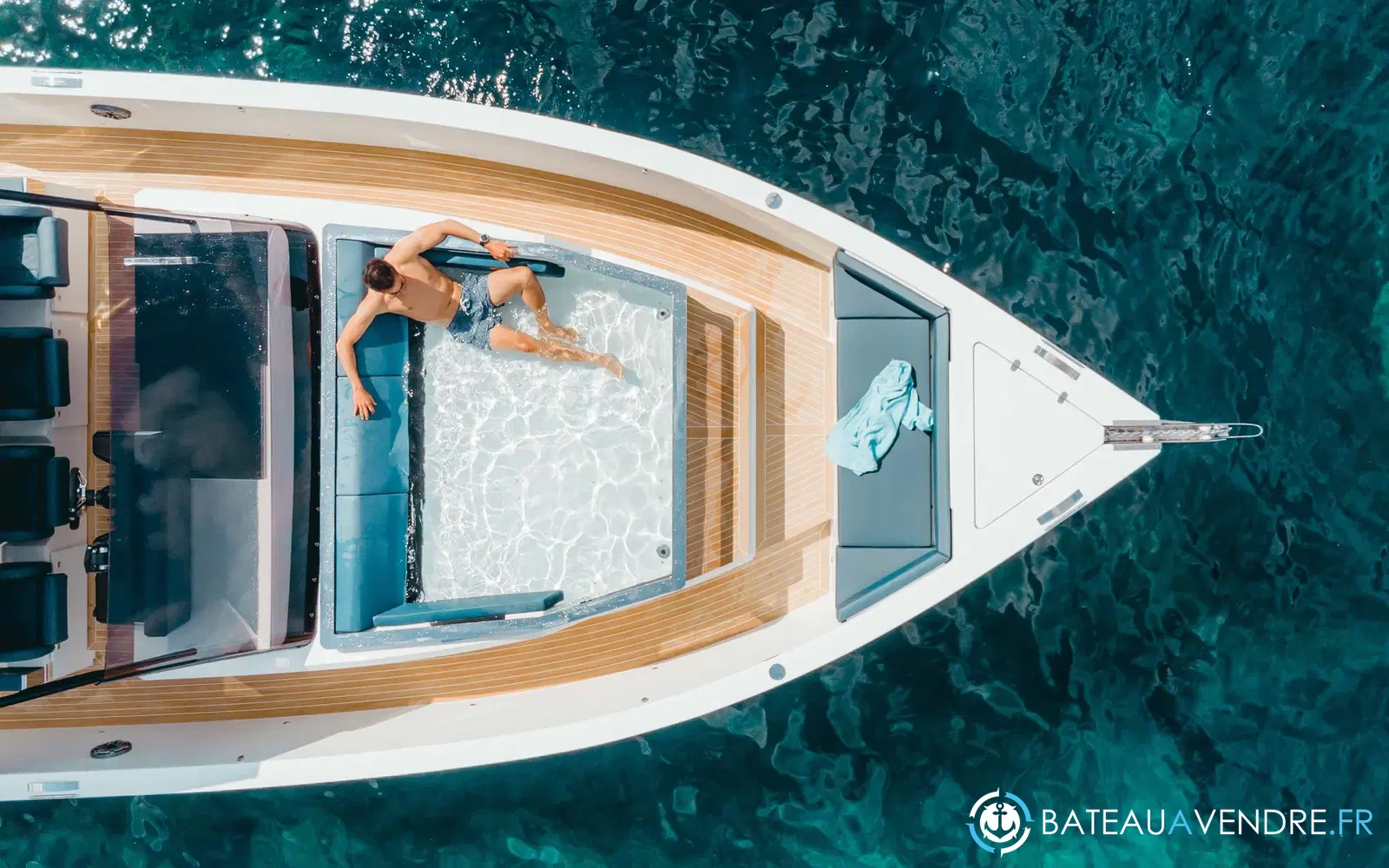 slider 2 De Antonio Yachts D50 Open