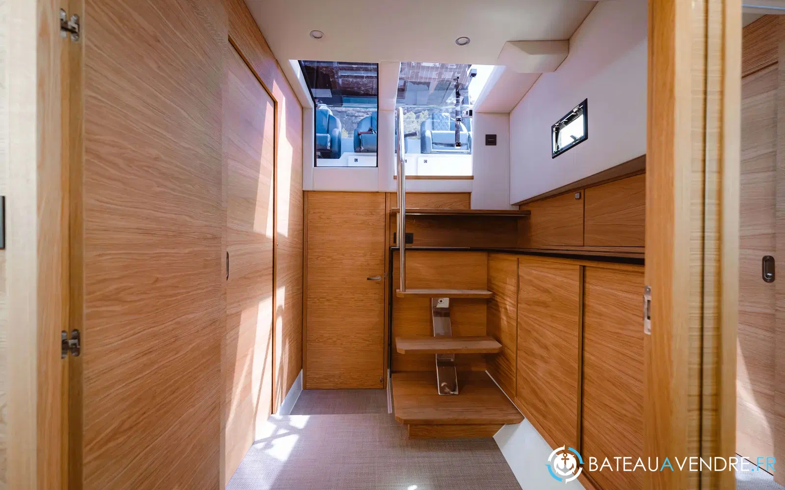 slider 6 De Antonio Yachts D50 Open