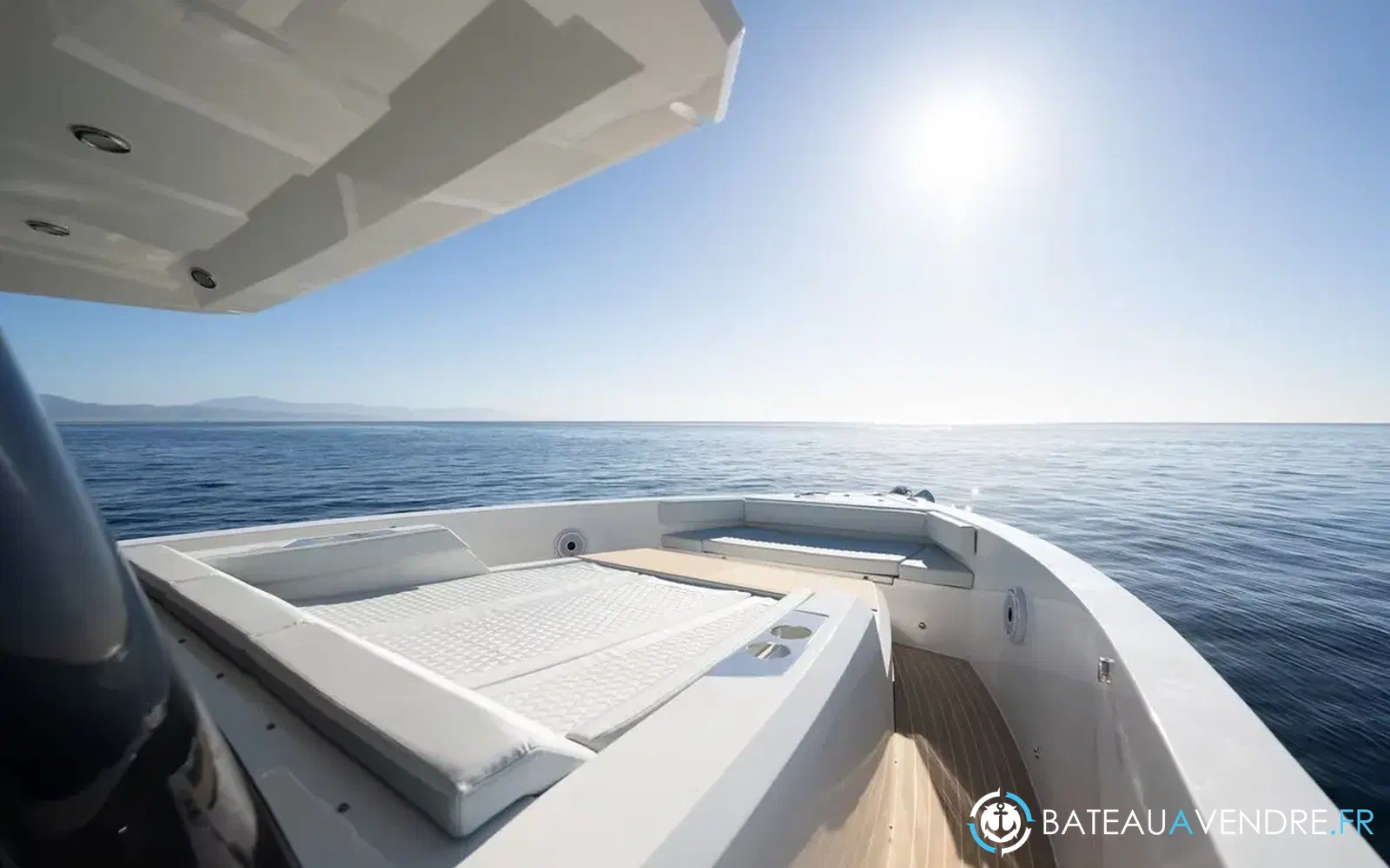 slider 6 De Antonio Yachts D50 Coupe