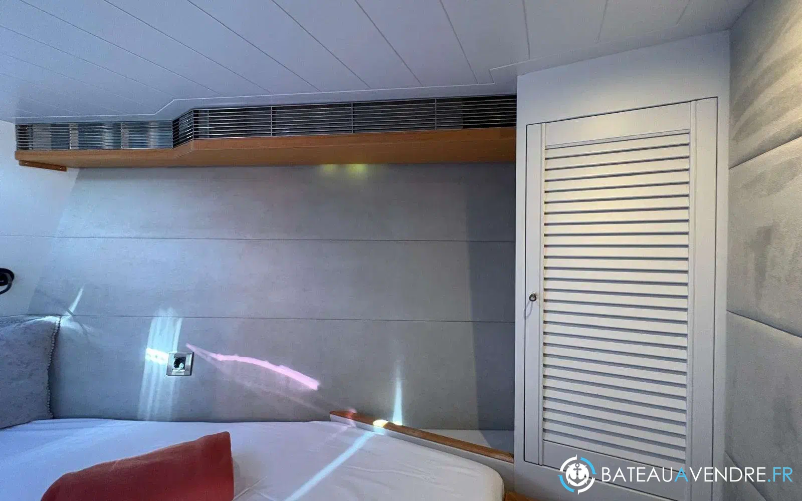 slider 9 Mazu Yachts 38