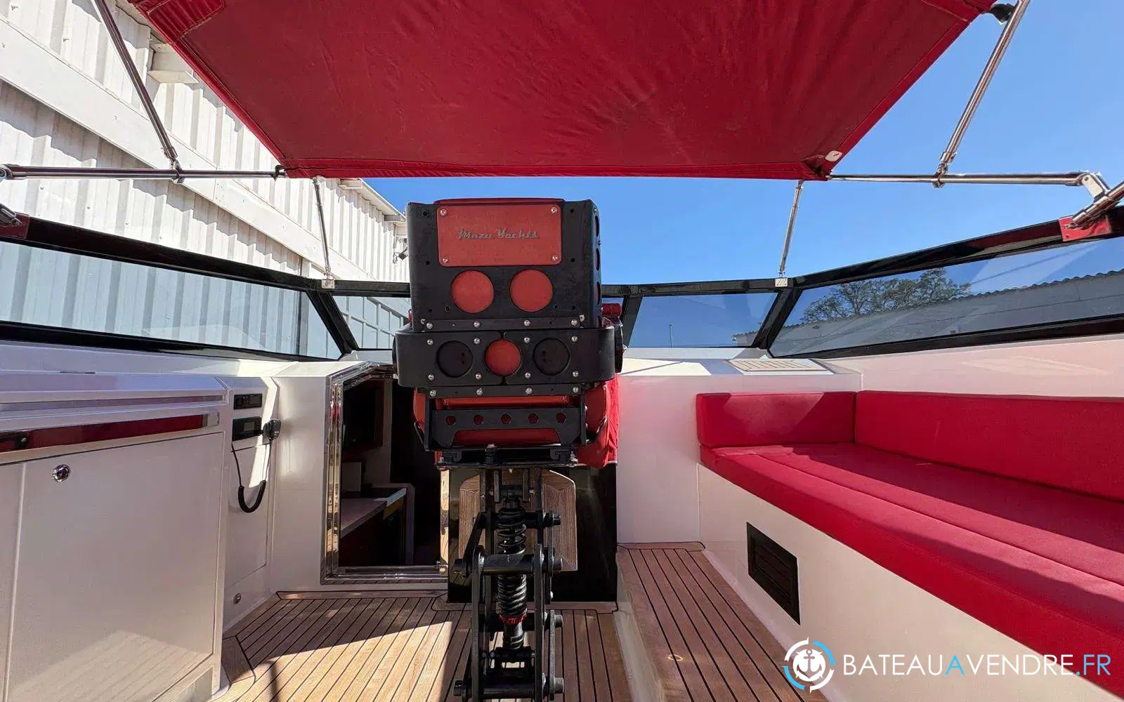 slider 11 Mazu Yachts 38