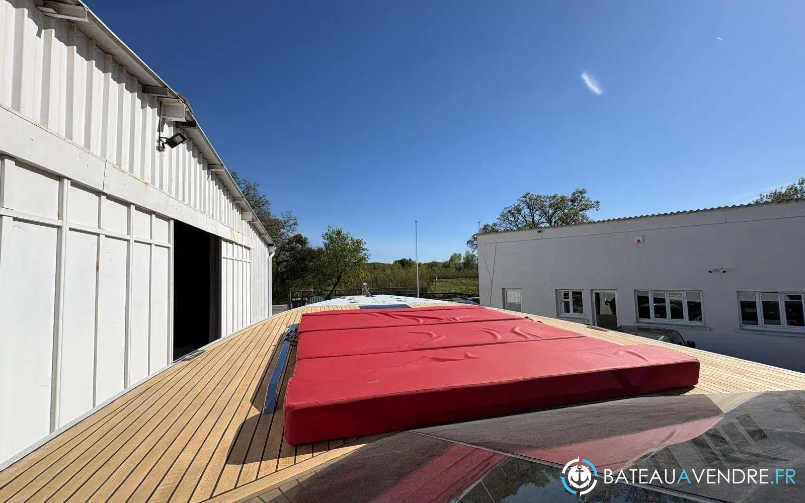 slider 13 Mazu Yachts 38