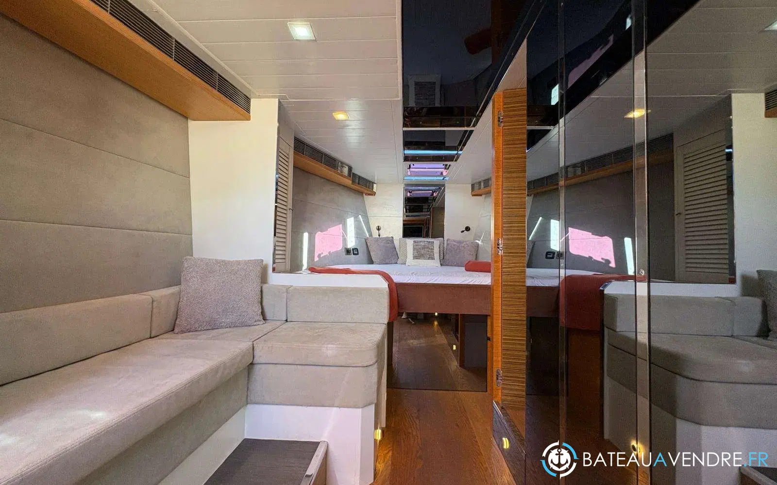 slider 7 Mazu Yachts 38
