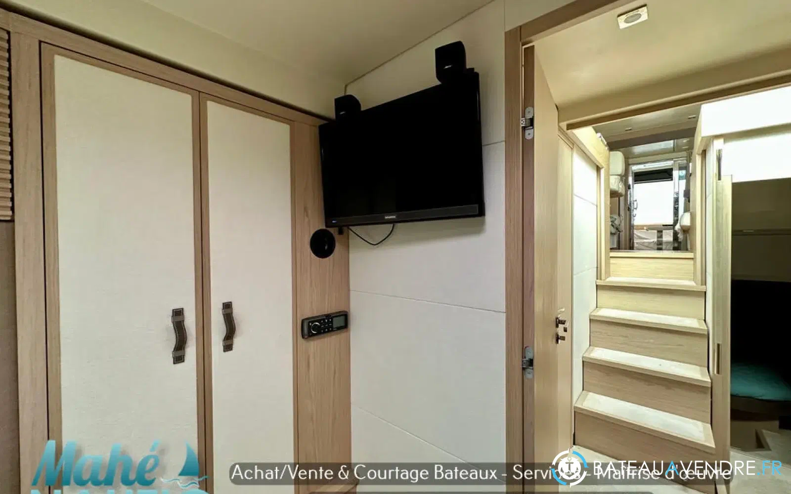 slider 9 Beneteau Monte Carlo 5