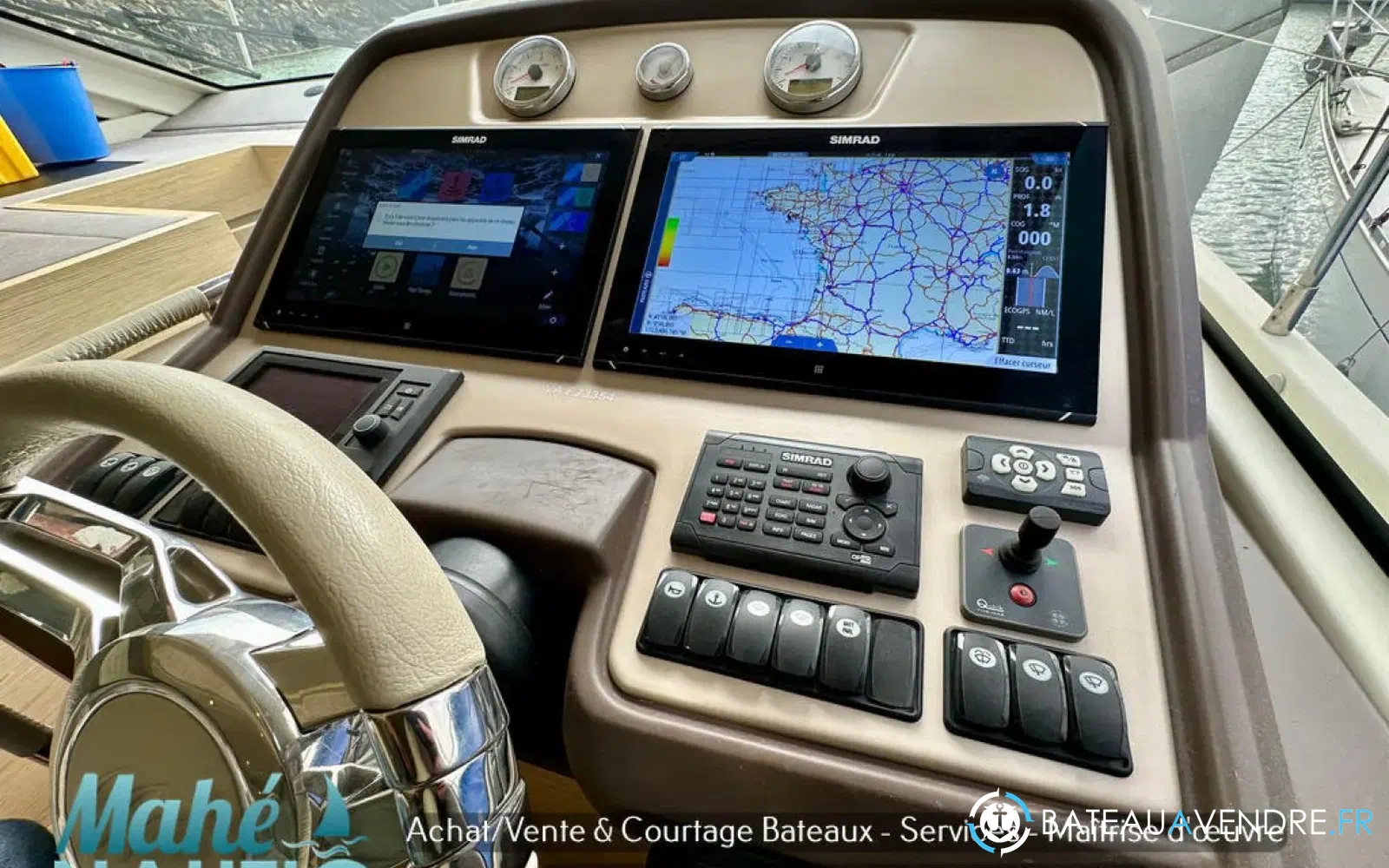 slider 6 Beneteau Monte Carlo 5
