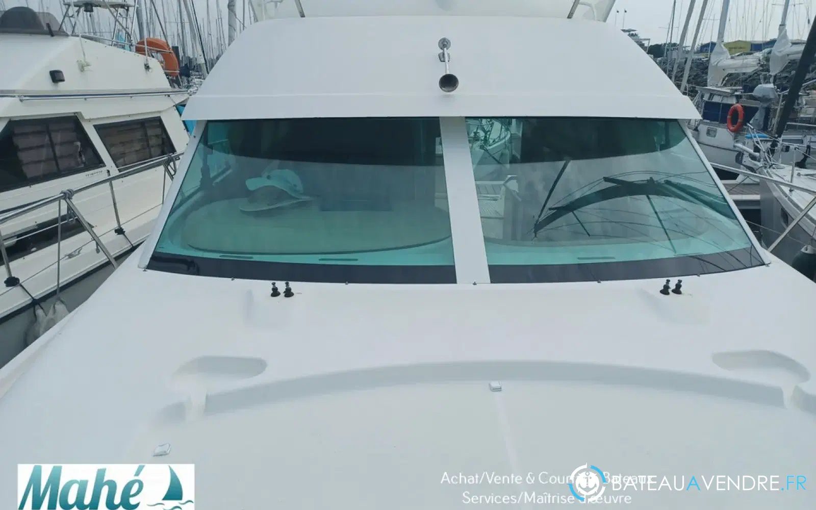 slider 20 Jeanneau Prestige 42 Fly