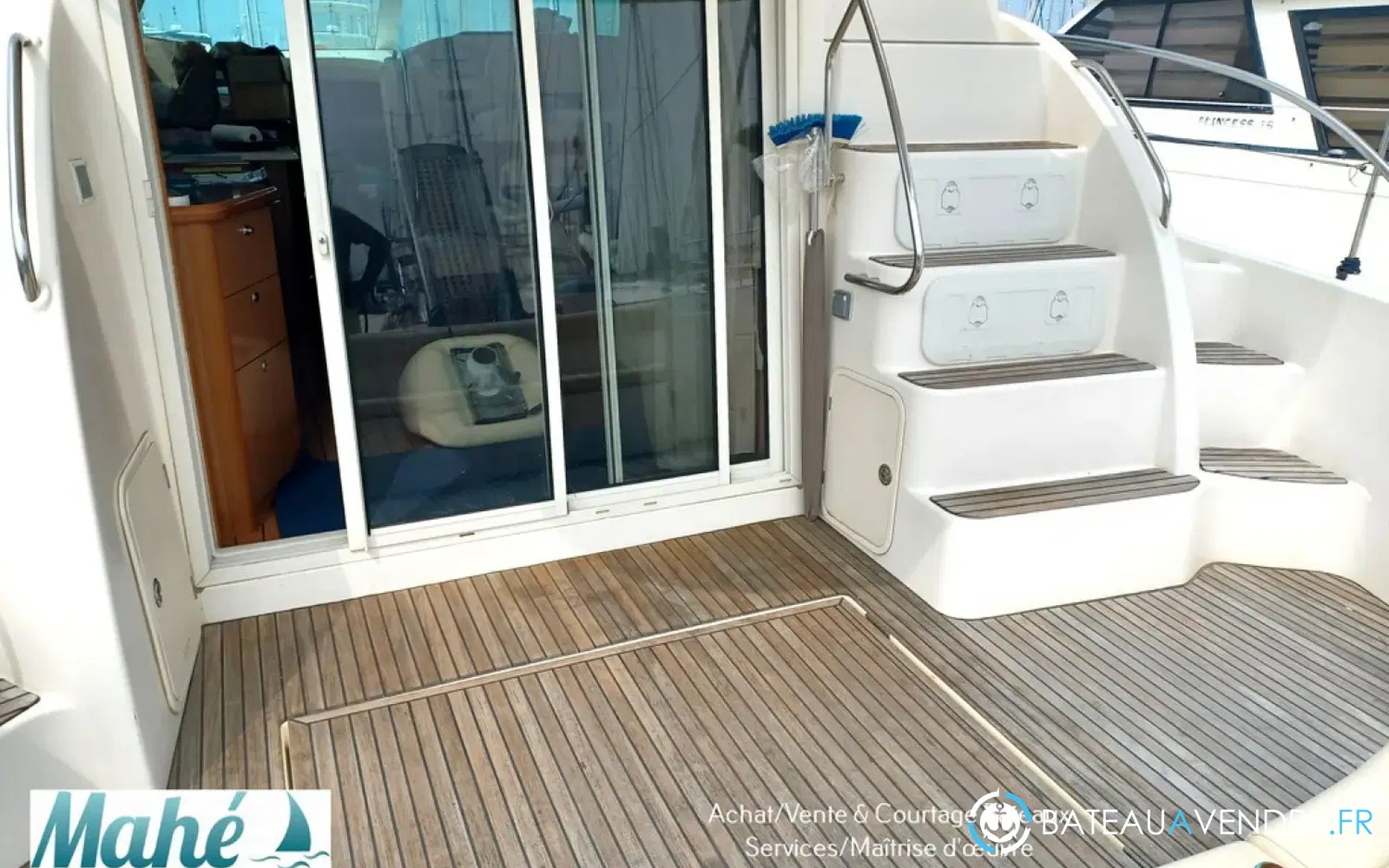 slider 23 Jeanneau Prestige 42 Fly