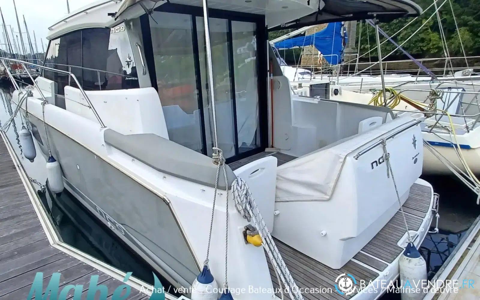 slider 11 Jeanneau NC 9