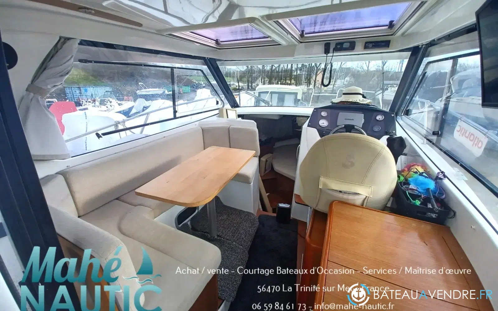 slider 2 Beneteau Antares 8.80 HB