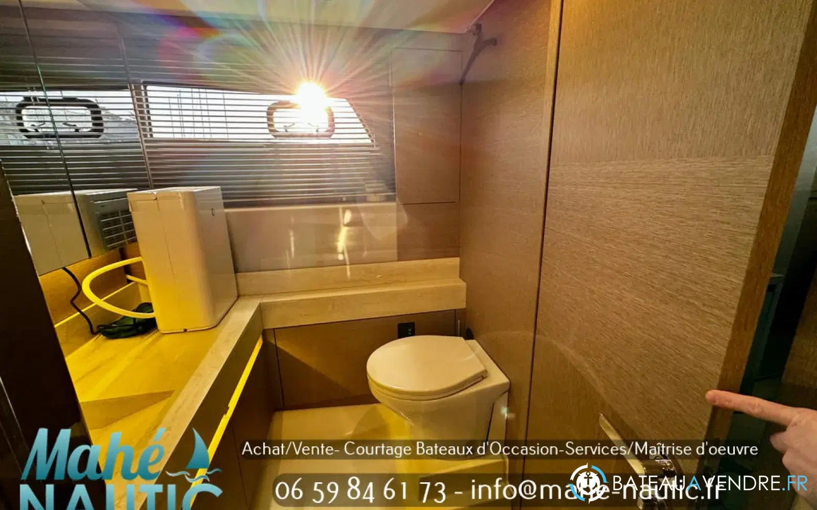 slider 27 Jeanneau Prestige 520 Fly