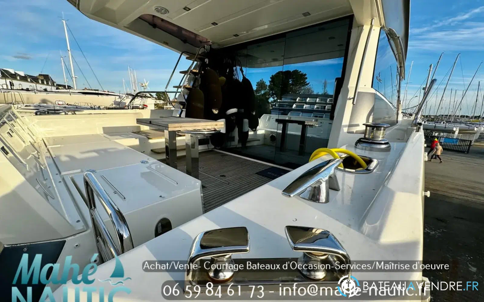 slider 5 Jeanneau Prestige 520 Fly