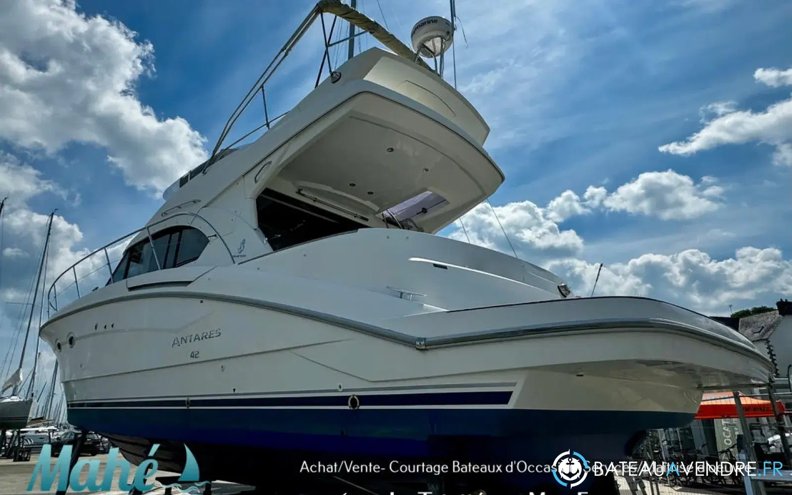 slider 1 Beneteau Antares 42 Fly