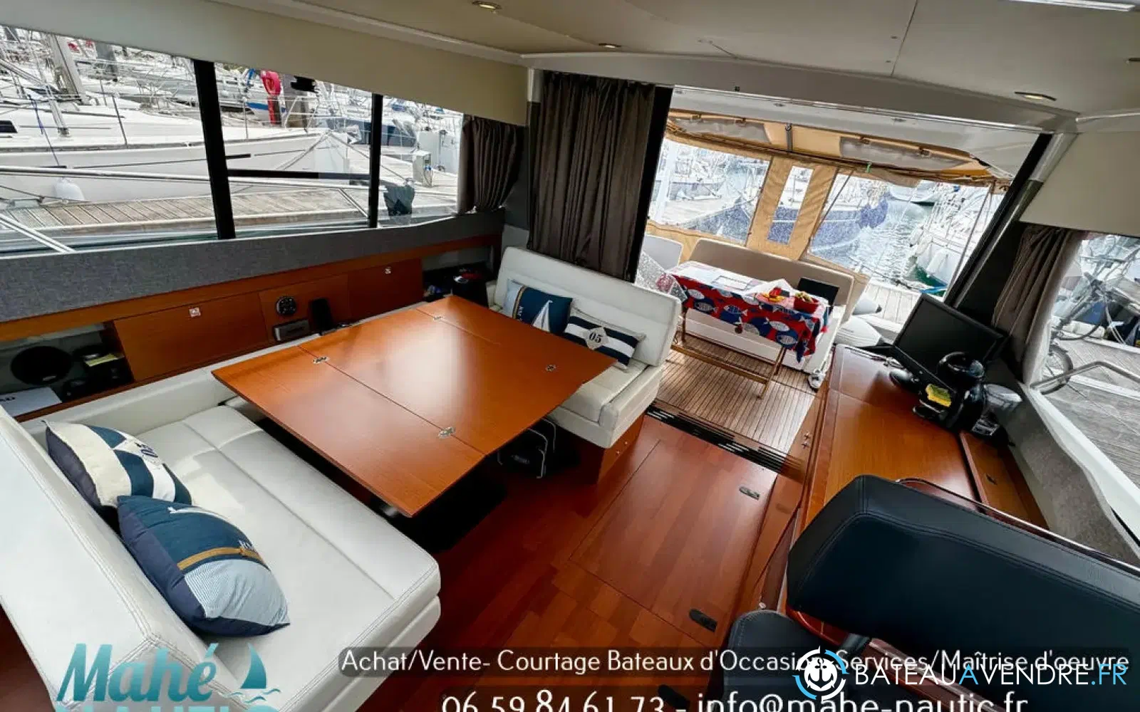 slider 15 Jeanneau NC 11