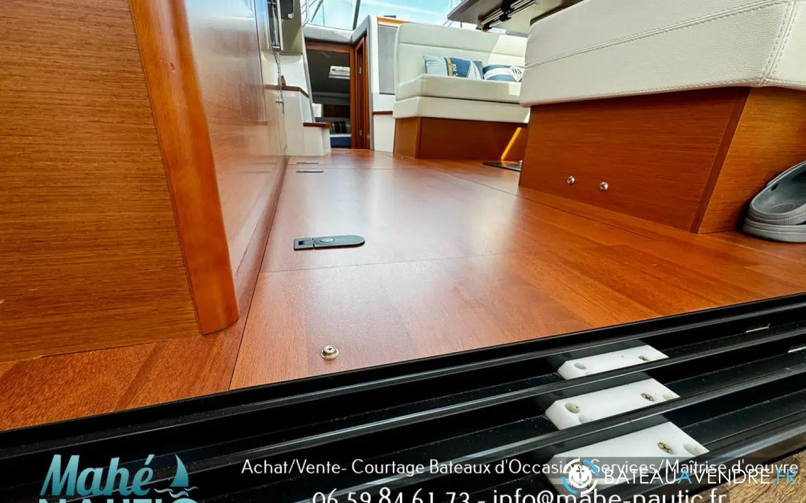 slider 18 Jeanneau NC 11