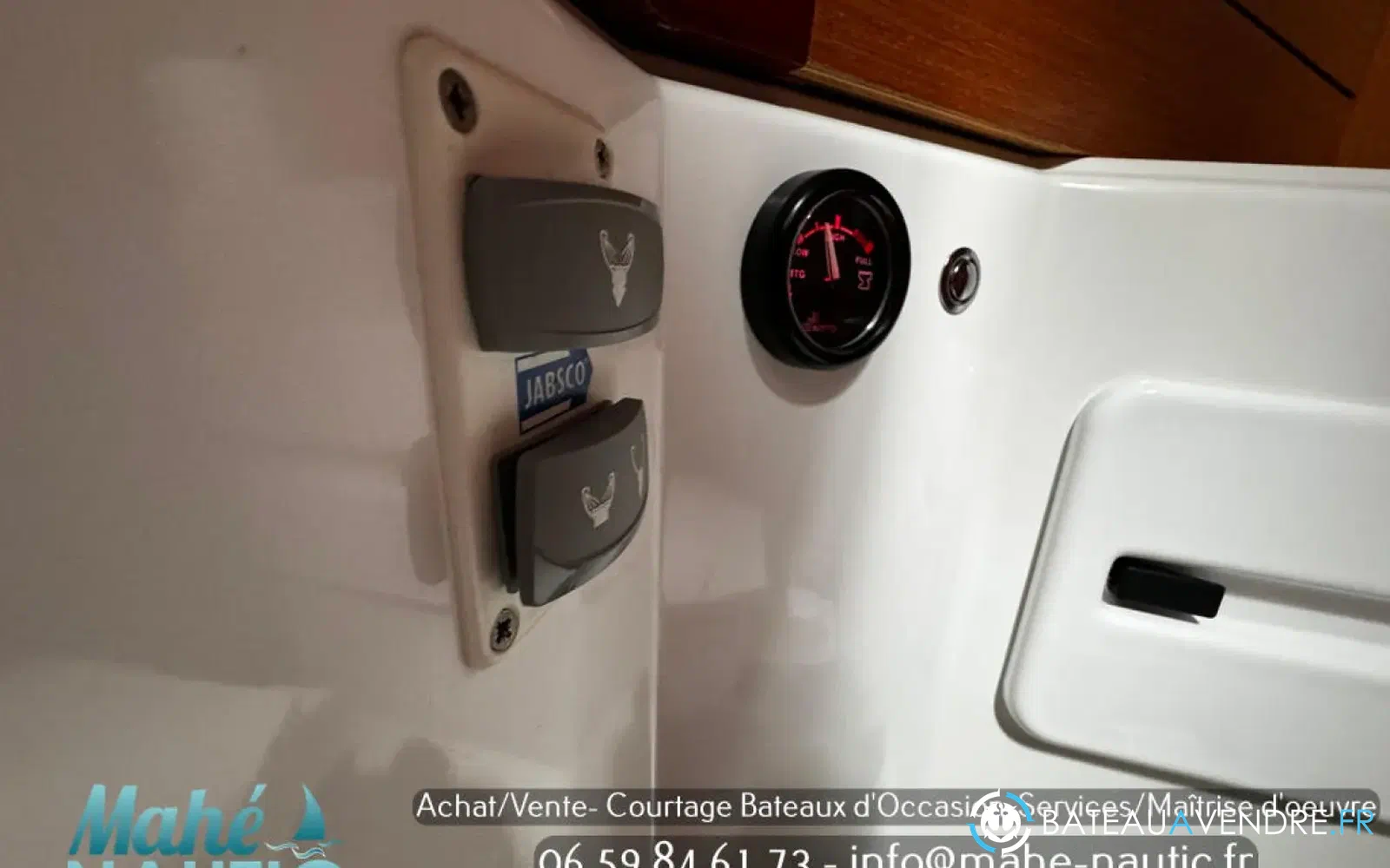 slider 26 Jeanneau NC 11