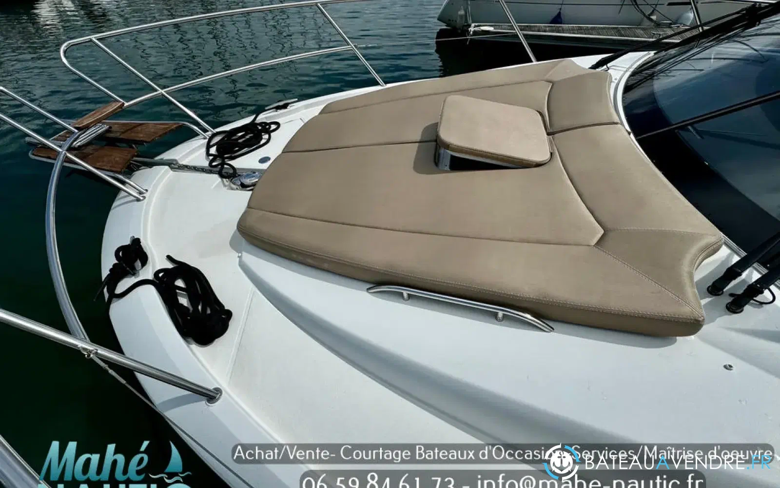 slider 33 Jeanneau NC 11