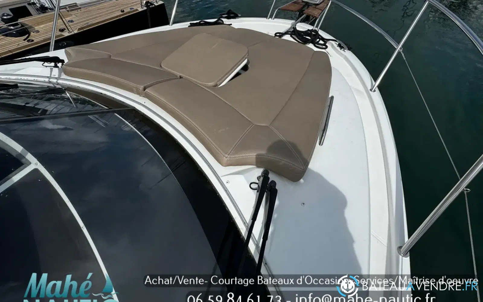 slider 35 Jeanneau NC 11