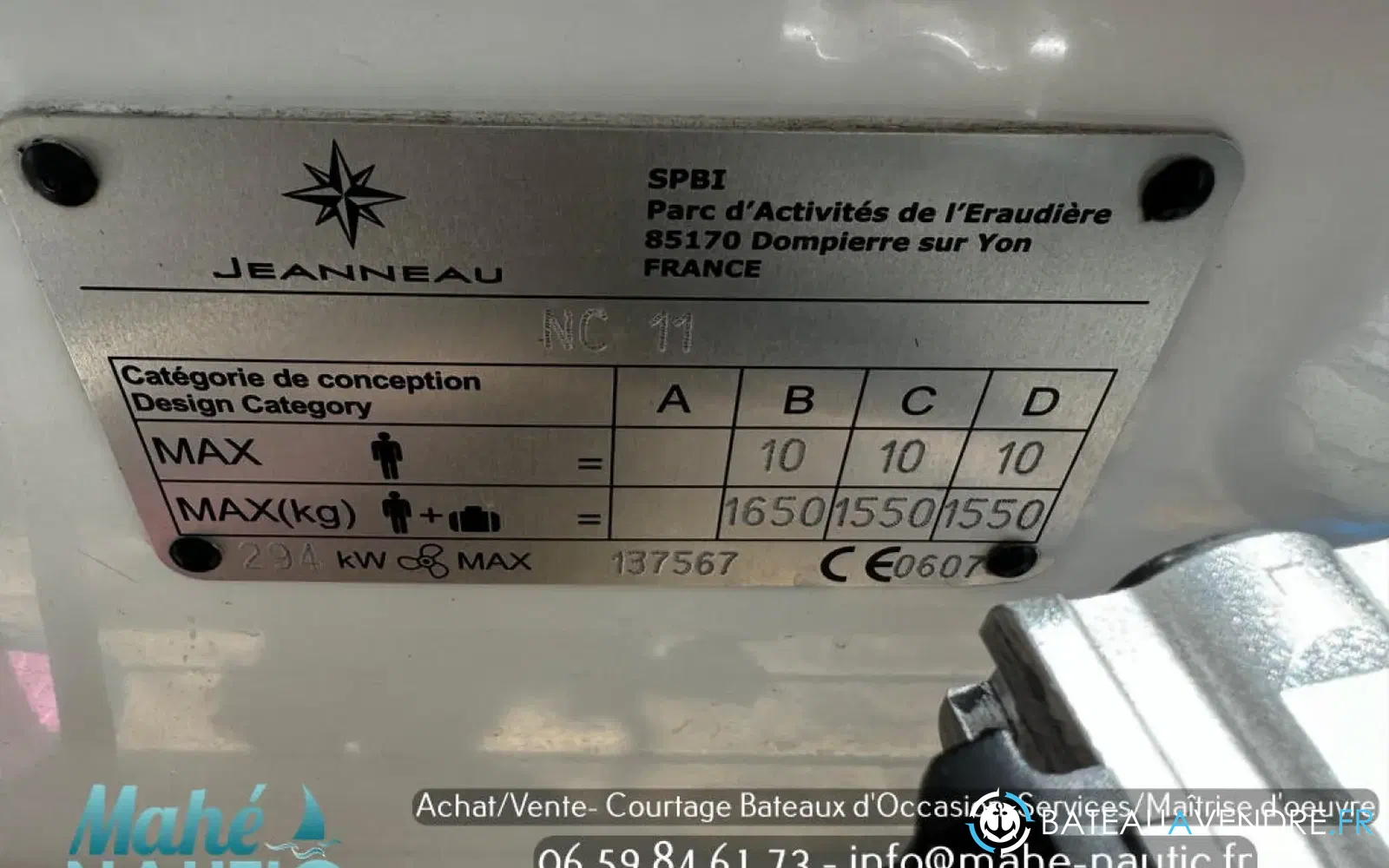 slider 36 Jeanneau NC 11