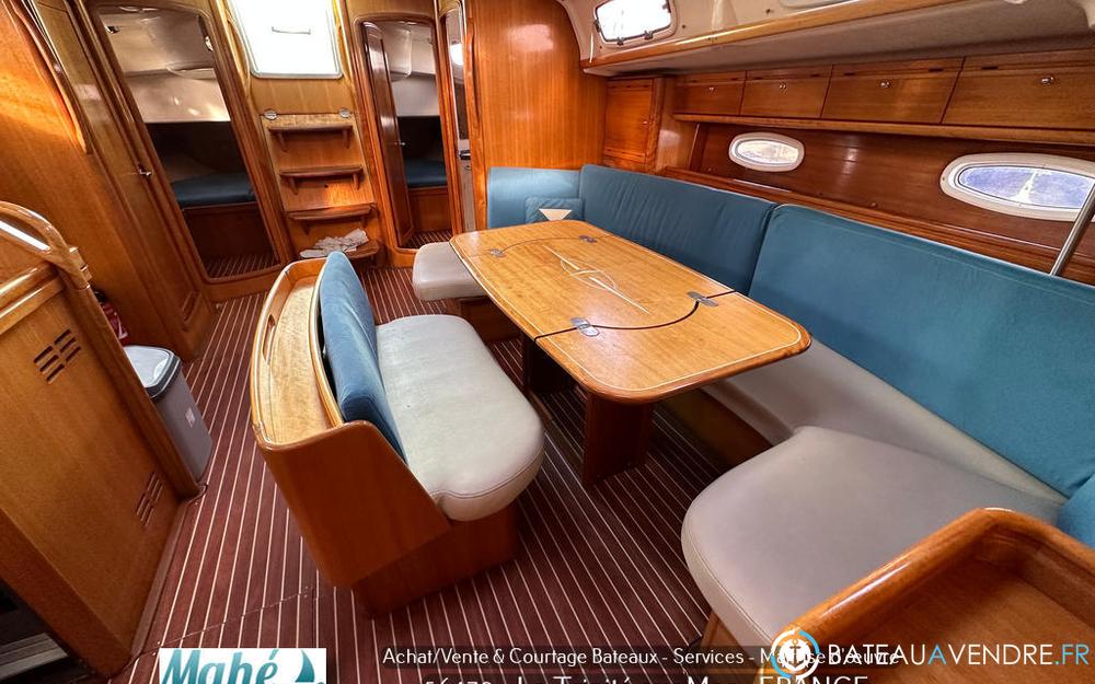 Bavaria 50 interieur photo 2