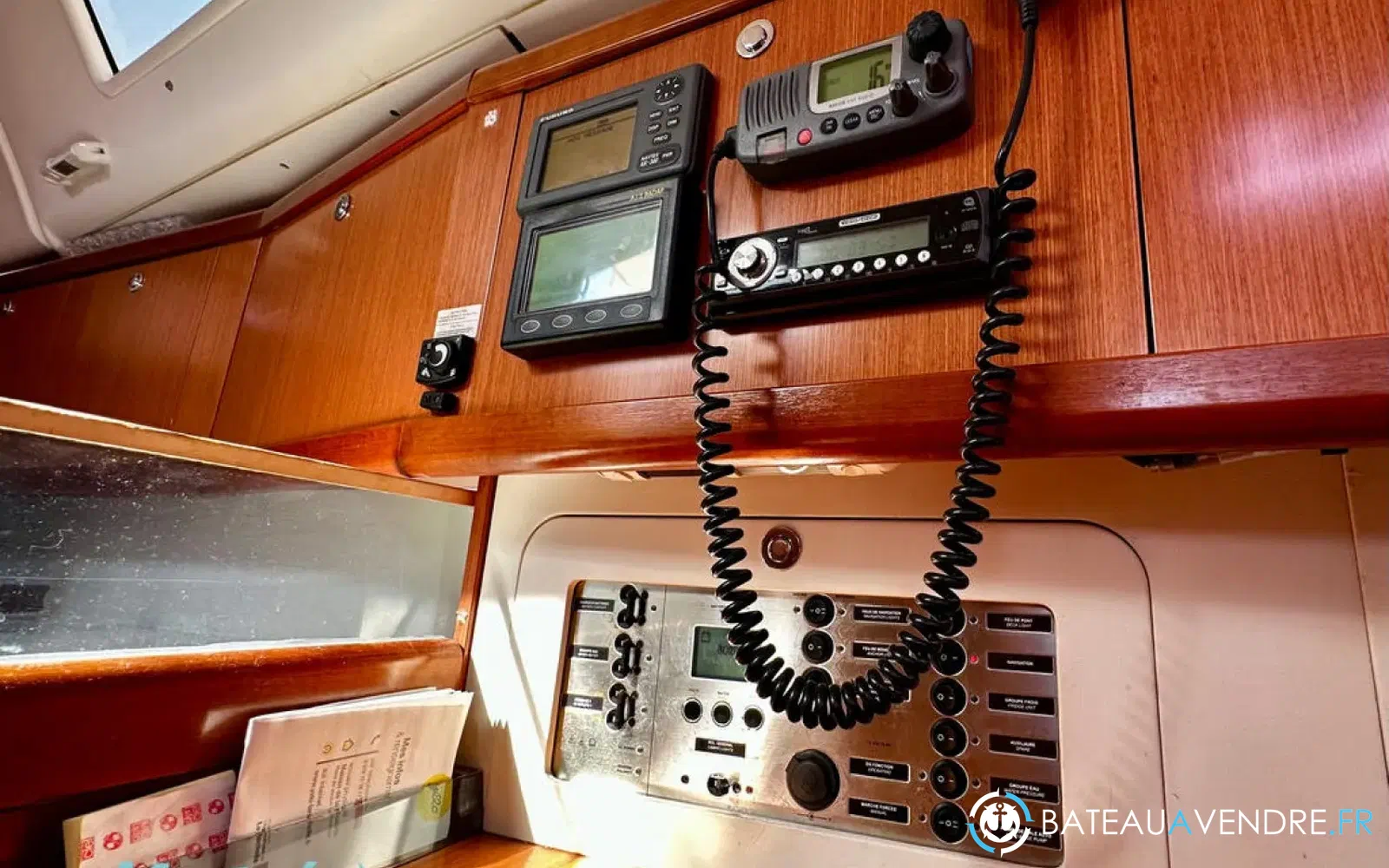 slider 10 Beneteau Oceanis 40