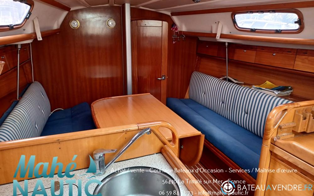 Bavaria 30 Cruiser interieur photo 3