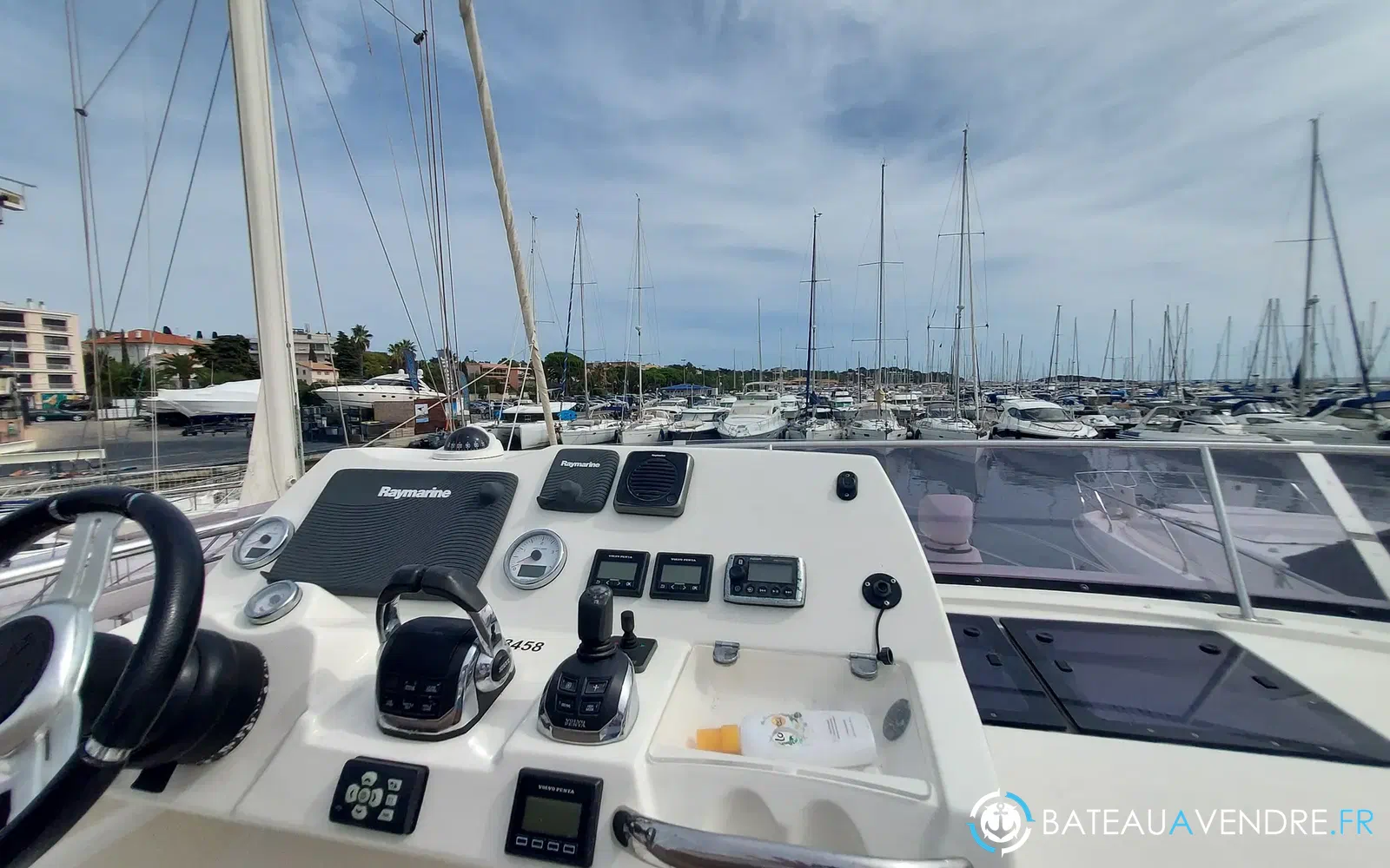 slider 24 Jeanneau Prestige 500 Fly