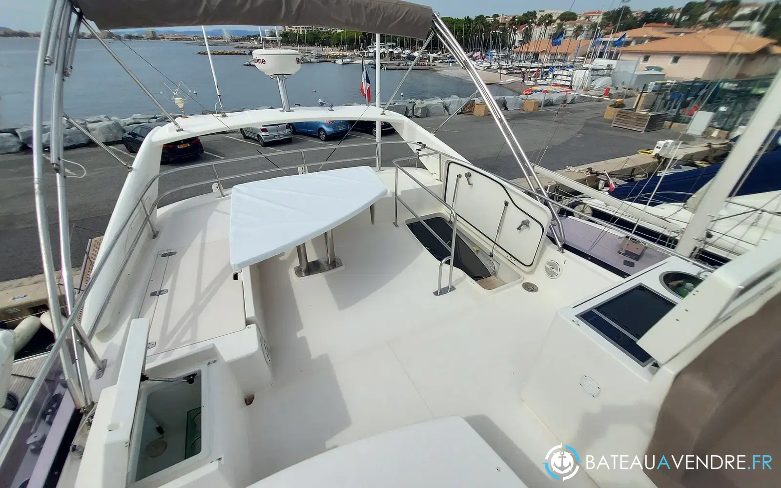 slider 26 Jeanneau Prestige 500 Fly