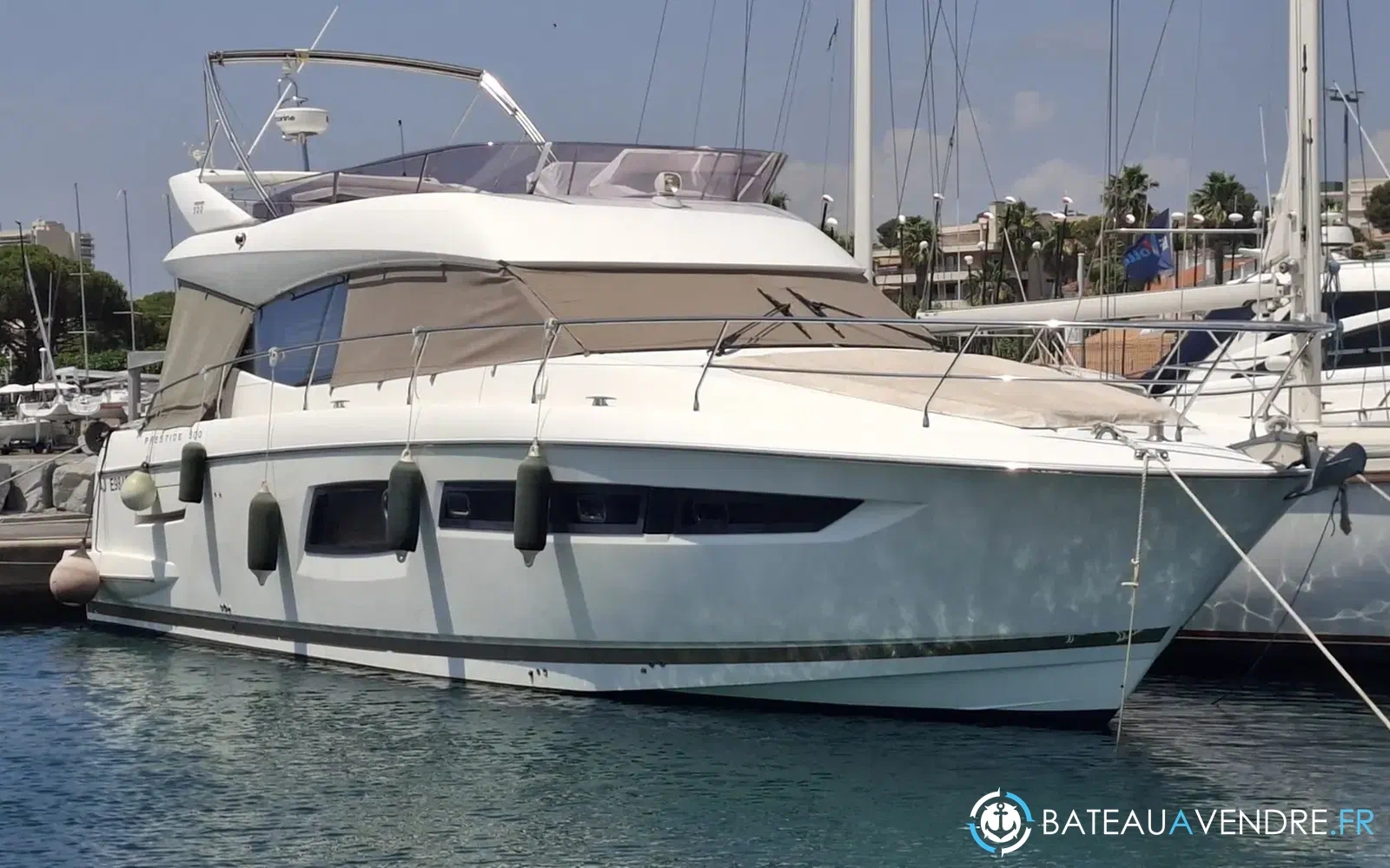 slider 35 Jeanneau Prestige 500 Fly