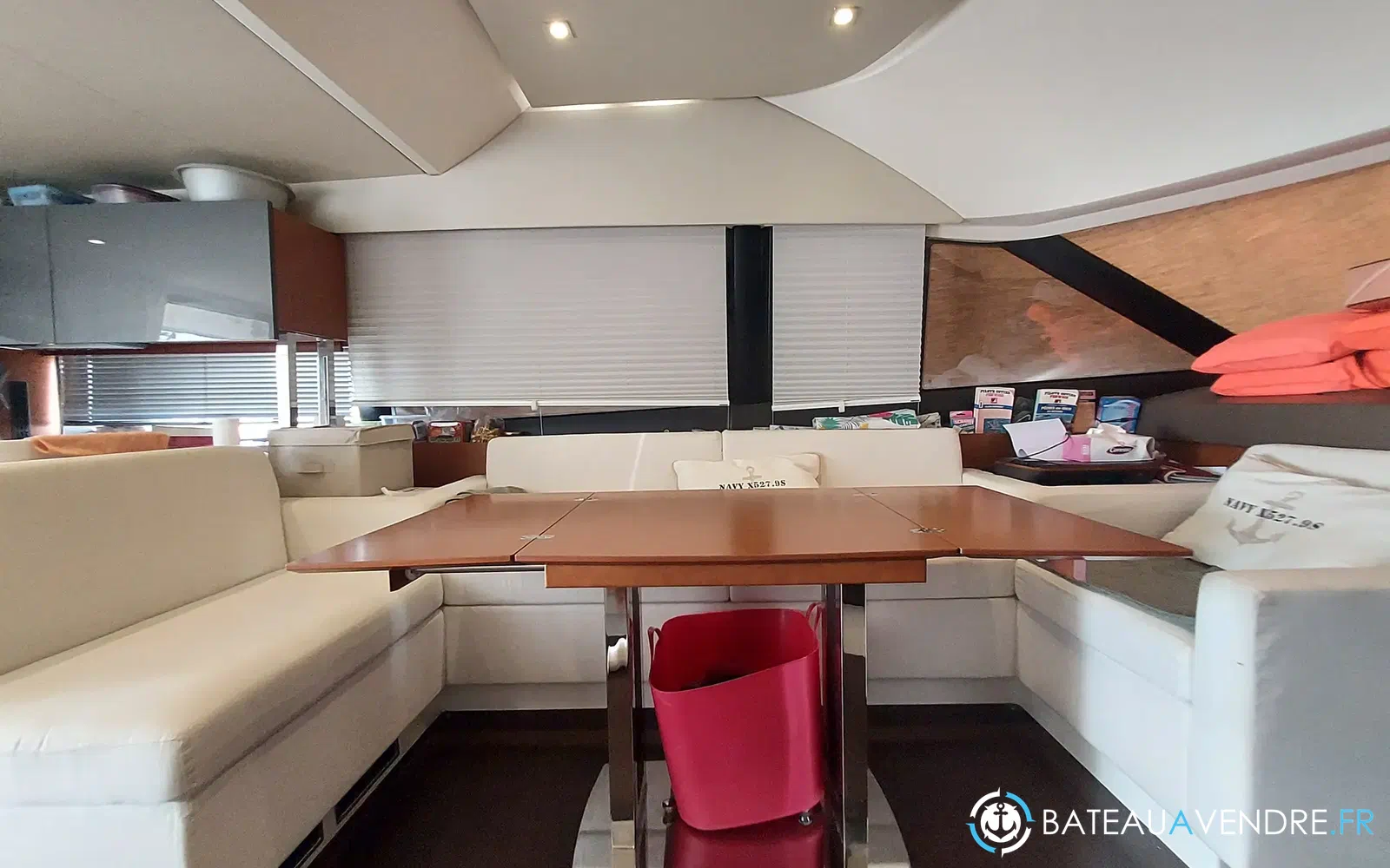 slider 6 Jeanneau Prestige 500 Fly