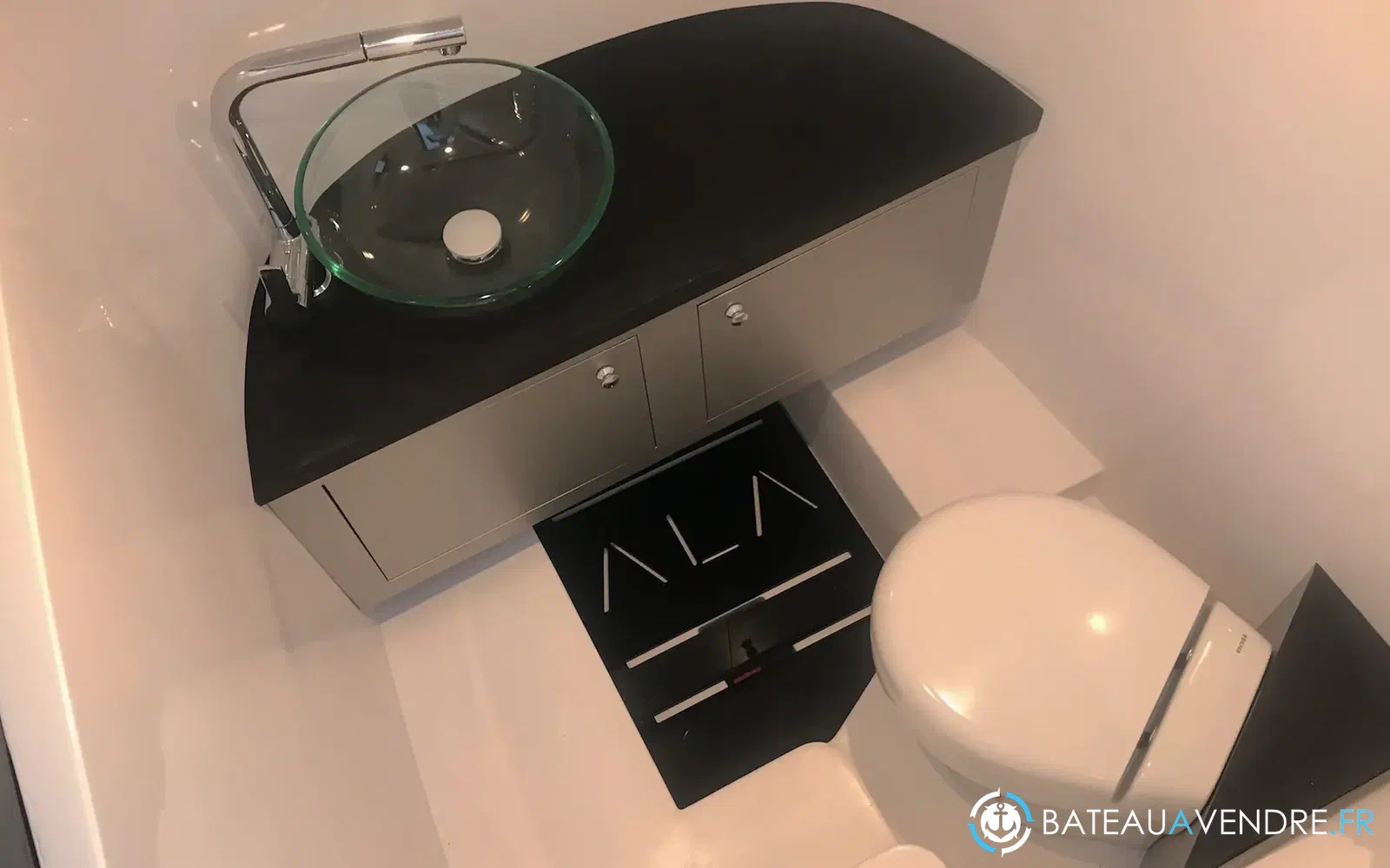 slider 18 Ala Yacht Ala 8