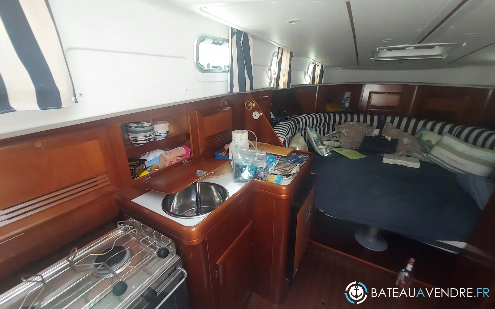 slider 5 Beneteau Ombrine 1001