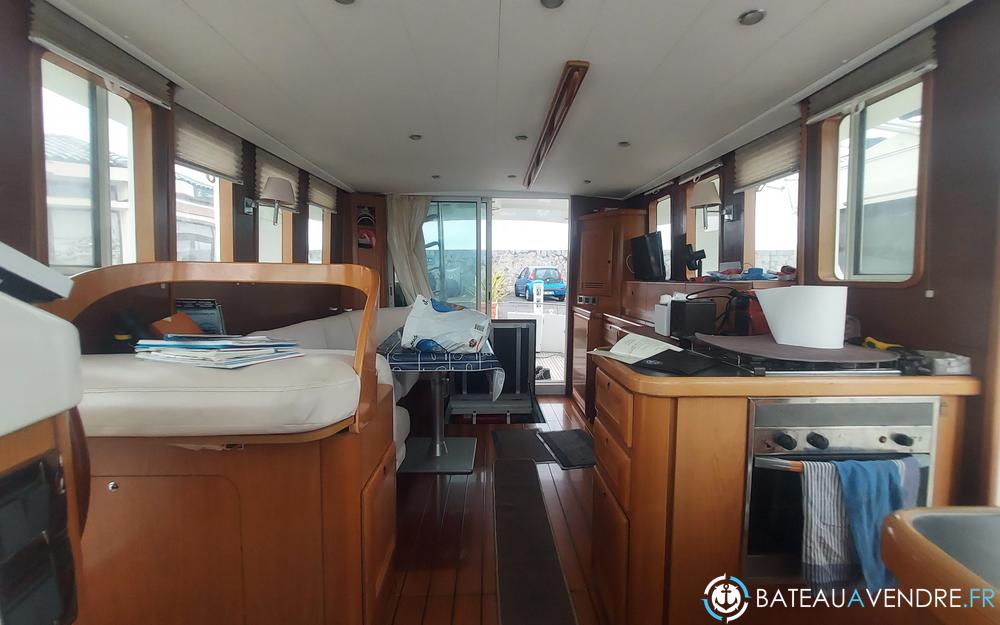 Beneteau Swift Trawler 42 photo 3