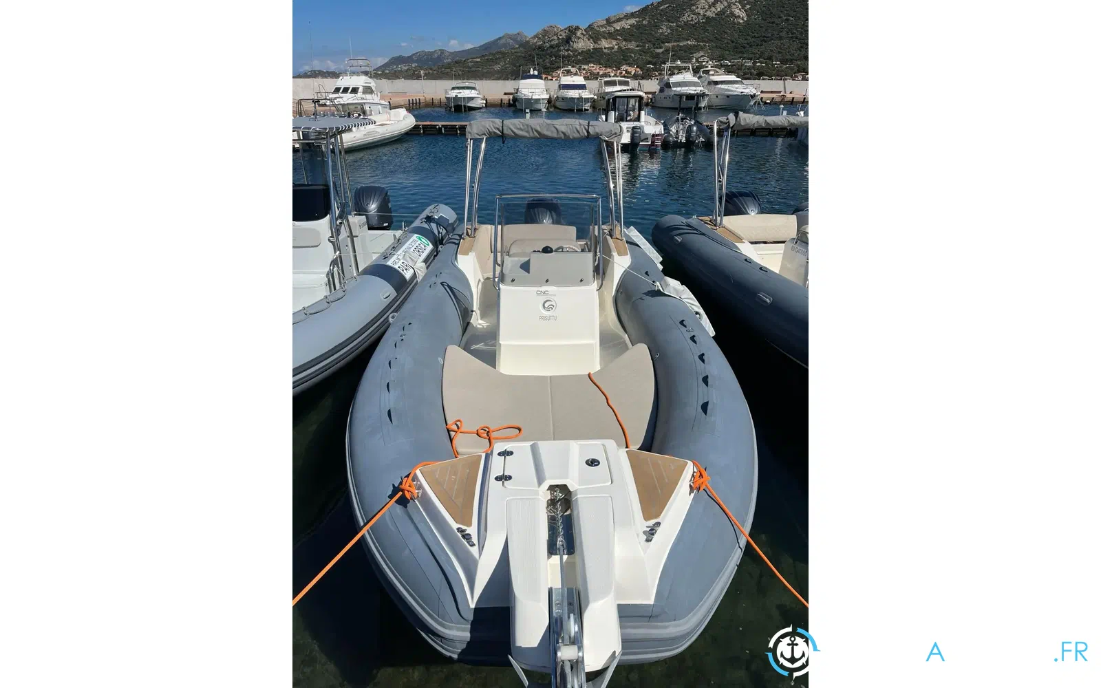 slider 6 Capelli Tempest 775
