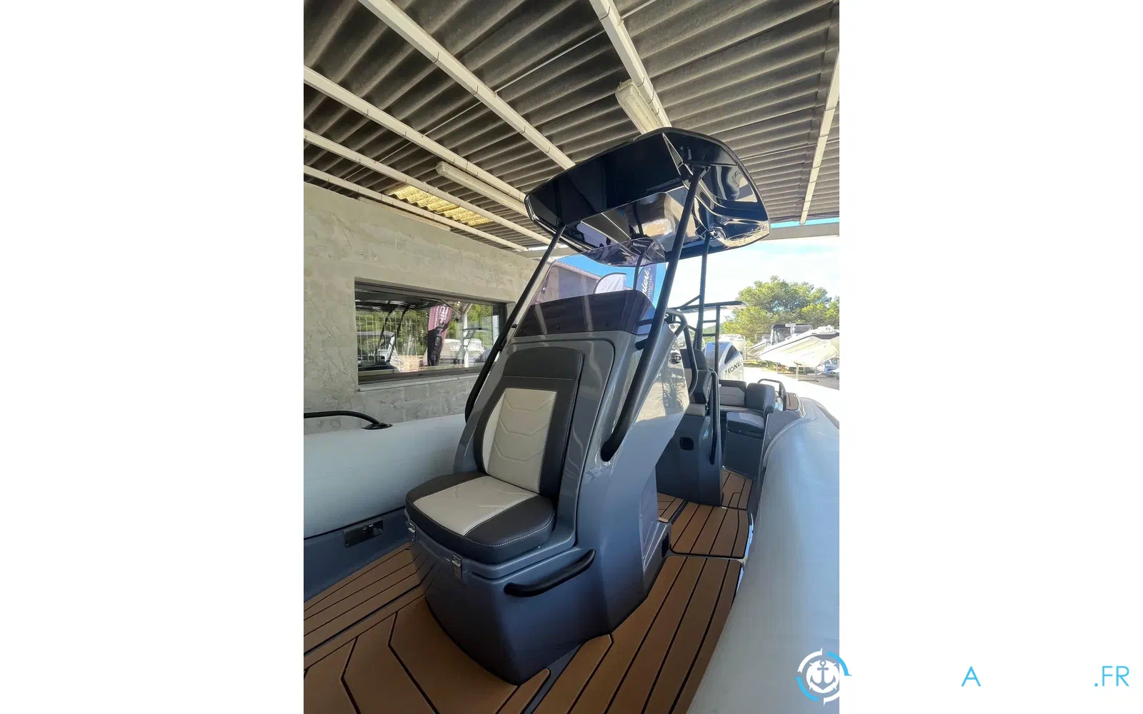 slider 12 Grand Golden Line 680
