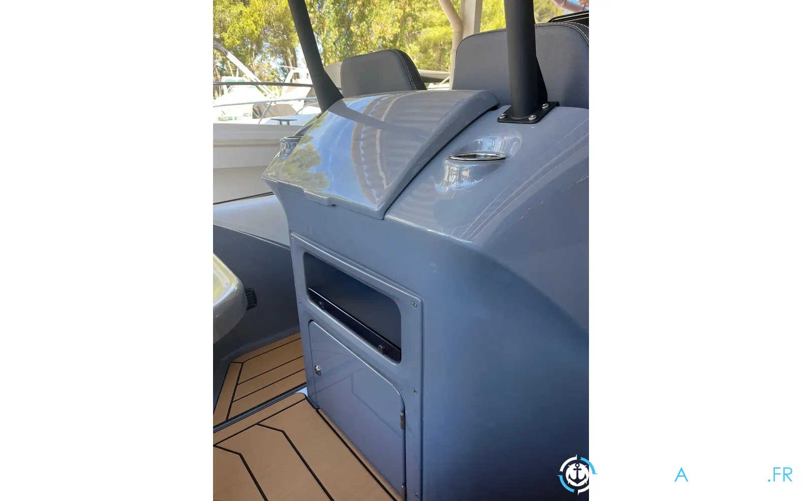 slider 6 Grand Golden Line 680