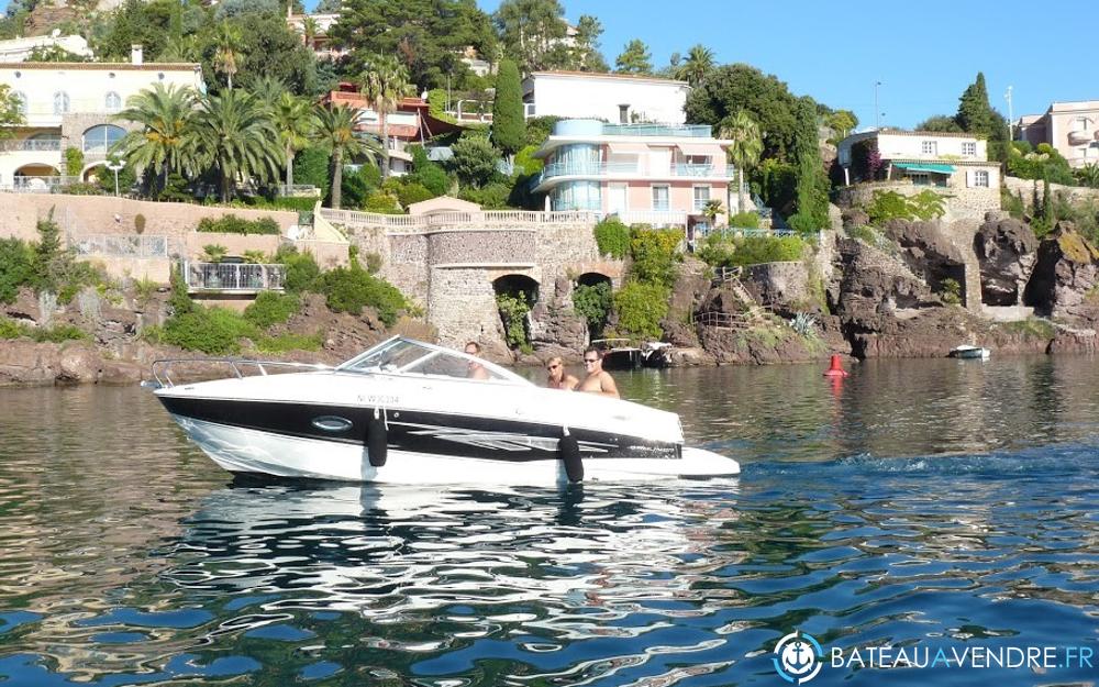 Bayliner 642 CU photo de présentation